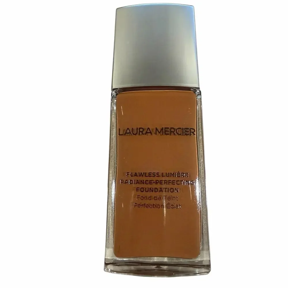 Laura Mercier Flawless Lumiere Radiance Perfecting Foundation 5C1 Nutmeg